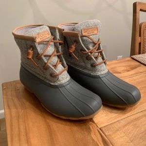 Sperry wool and leather duck boot